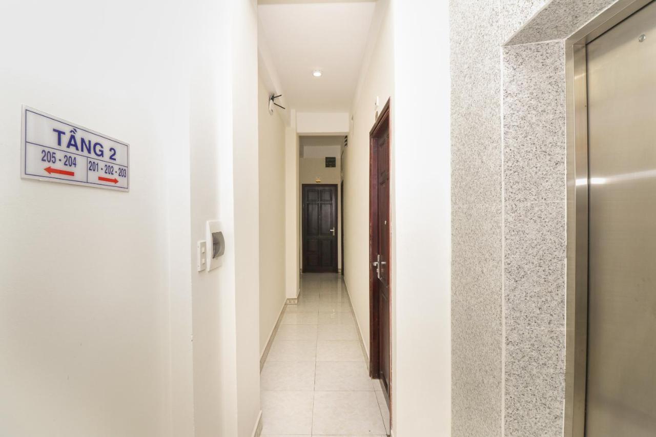 Oyo 117 Gina Hotel Đà Nẵng Extérieur photo