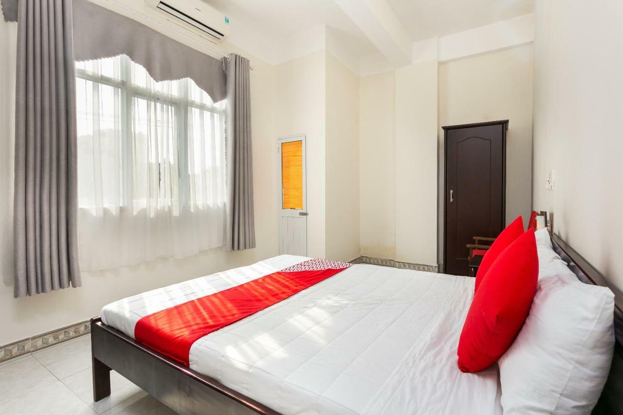 Oyo 117 Gina Hotel Đà Nẵng Extérieur photo