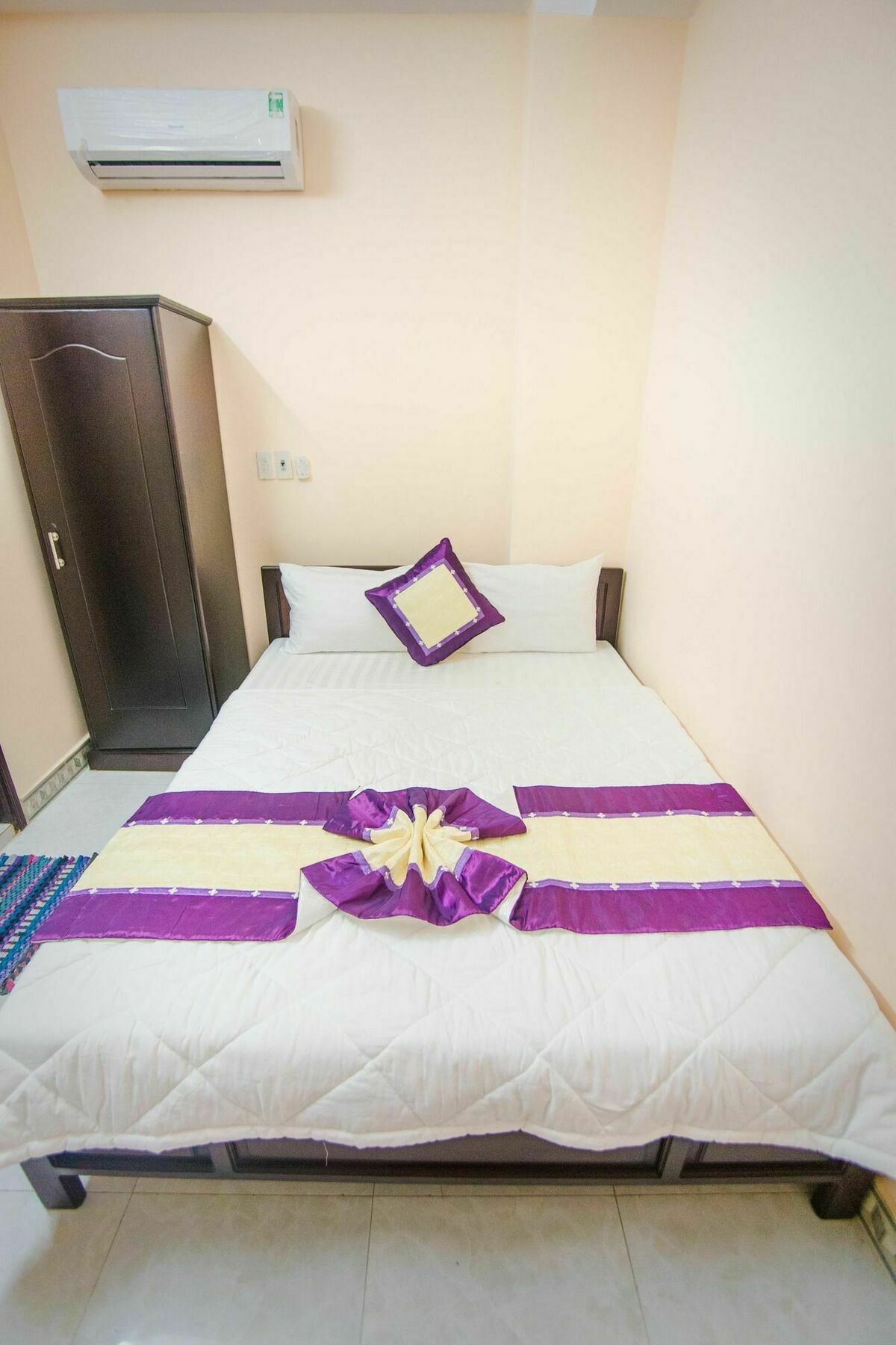 Oyo 117 Gina Hotel Đà Nẵng Extérieur photo