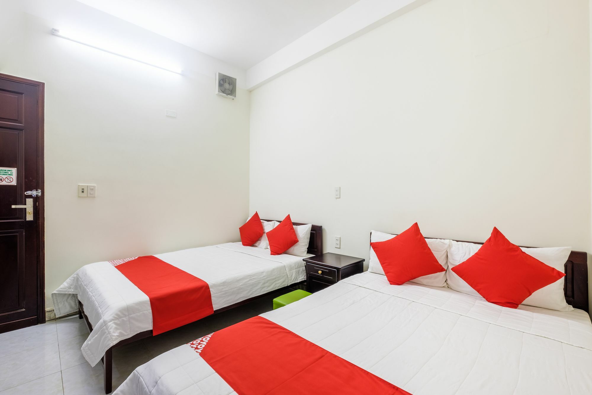 Oyo 117 Gina Hotel Đà Nẵng Extérieur photo